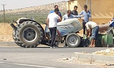 Nizip'te maddi hasarlı kaza