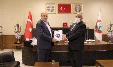 Müftü Çiftçi’den Belediye Başkanı Sarı’ya ziyaret