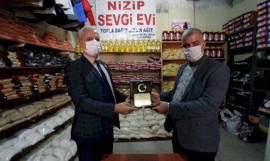 Temel Mermer'den NRT’ye Plaket