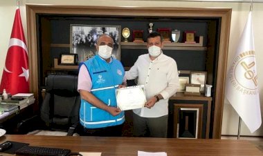 ÇARŞI CAMİİ CEMAATİNİDEN ÖRNEK DAVRANIŞ 