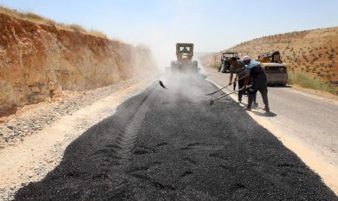 Kırsal Mahallelerin dar yolları genişliyor