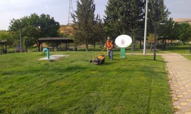 Belediye ekipleri sahada