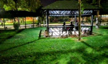 Sokakta kalan aileye Kaymakamlık sahip çıktı