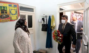 Kaymakam ve Belediye Başkanından yaşlılara sürpriz ziyaret 