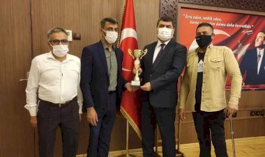 Zeugma Engeller Spor Kulübünden Kaymakam Şahin'e Ziyaret