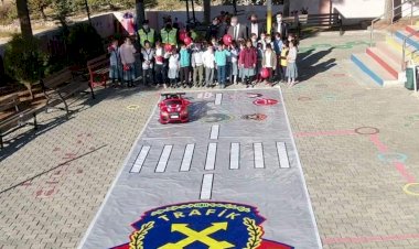 Trafikte "Bi Hareketine Bakar Hayat" Kampanyası Başlatıldı