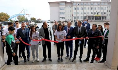 Nizip Spor Lisesinde “TÜBİTAK 4006 Bilim” Fuarı Açıldı