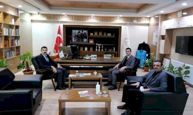 Adalet Komisyonu Başkanı Talih, Müftü Özçelik'i ziyaret etti.