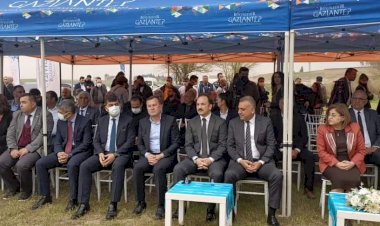 Karkamış Antik Kenti'nde Pistoletto'nun 'Üçüncü Bahçe' enstelesayonu açıldı