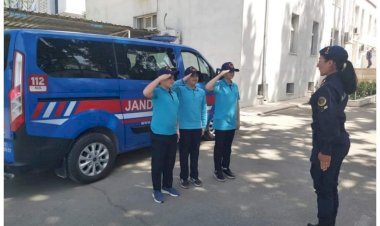 Şehit çocuklarından  jandarmaya anlamlı ziyaret