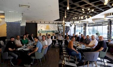 Gazeteciler Kahvaltıda Buluştu