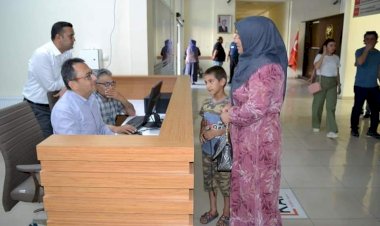 Kaymakam Çağlar, Açık Kapı'da vatandaşları dinledi 