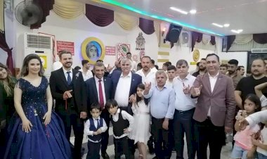 Yılmaz ve Bakır ailesinin mutlu gecesi