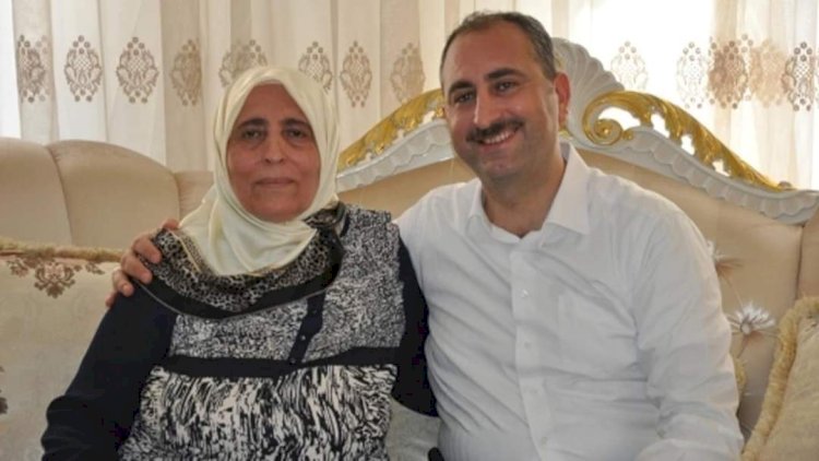 Adalet Bakanı Gül'ün annesi son yolculuğuna uğurlandı
