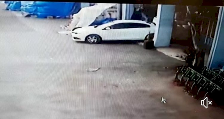 Nizip’te hırsızlık anı kameralara yansıdı