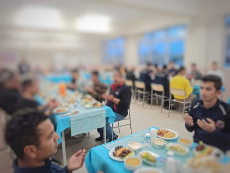 Nizip T Tipi Kapalı ve Açık Ceza İnfaz hükümlü ve tutuklulara iftar yemeği verdi