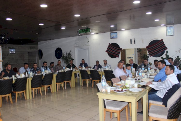 Erkunt Traktör Çalışanları İftarda Buluştu