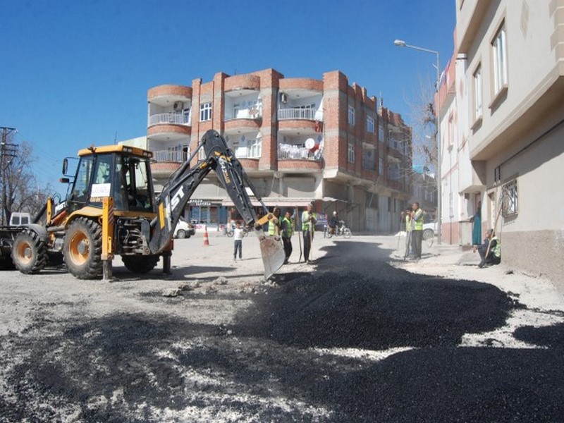 NİZİPTE ASFALT ÇALIŞMASI 