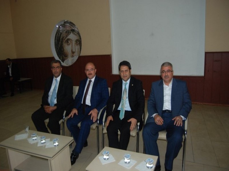 AK PARTİ NİZİP TEŞKİLATINDA BAYRAMLAŞMA