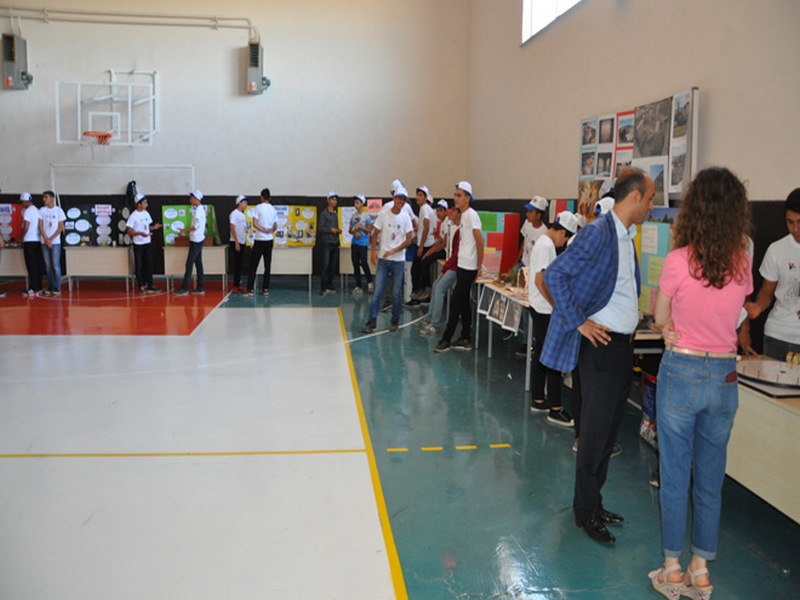 ALİ ALKAN ORTAOKULU NDA BİLİM FUARI 