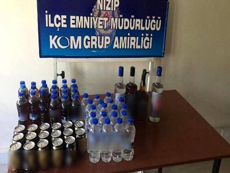 Nizipte 67 şişe kaçak içki ele geçirildi